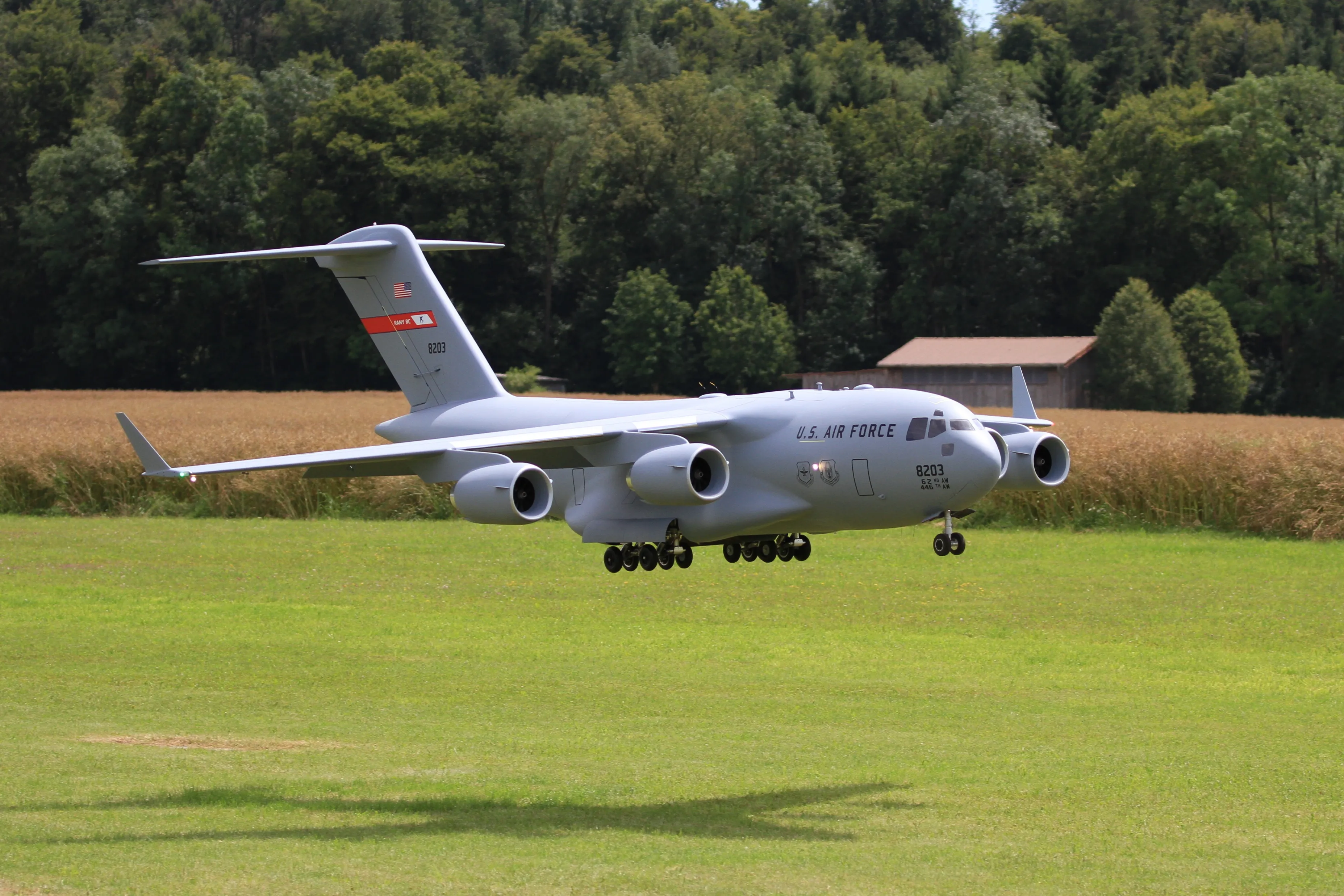 Project C-17 – Heavy Transport Systems & Gear — aircraft model 2