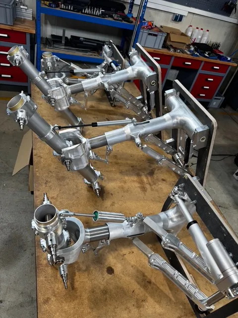 Project A380 – Scale landing gear — landing gear 12