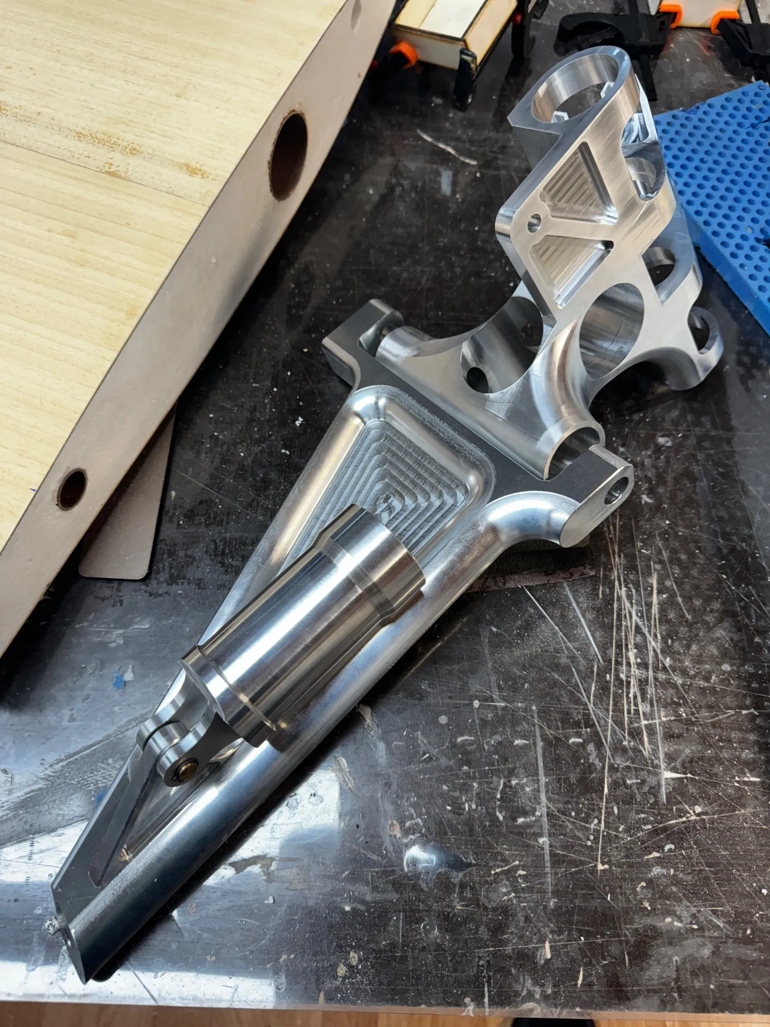 Project Piaggio P180 – Custom Airframe & CNC Gear — landing gear 8