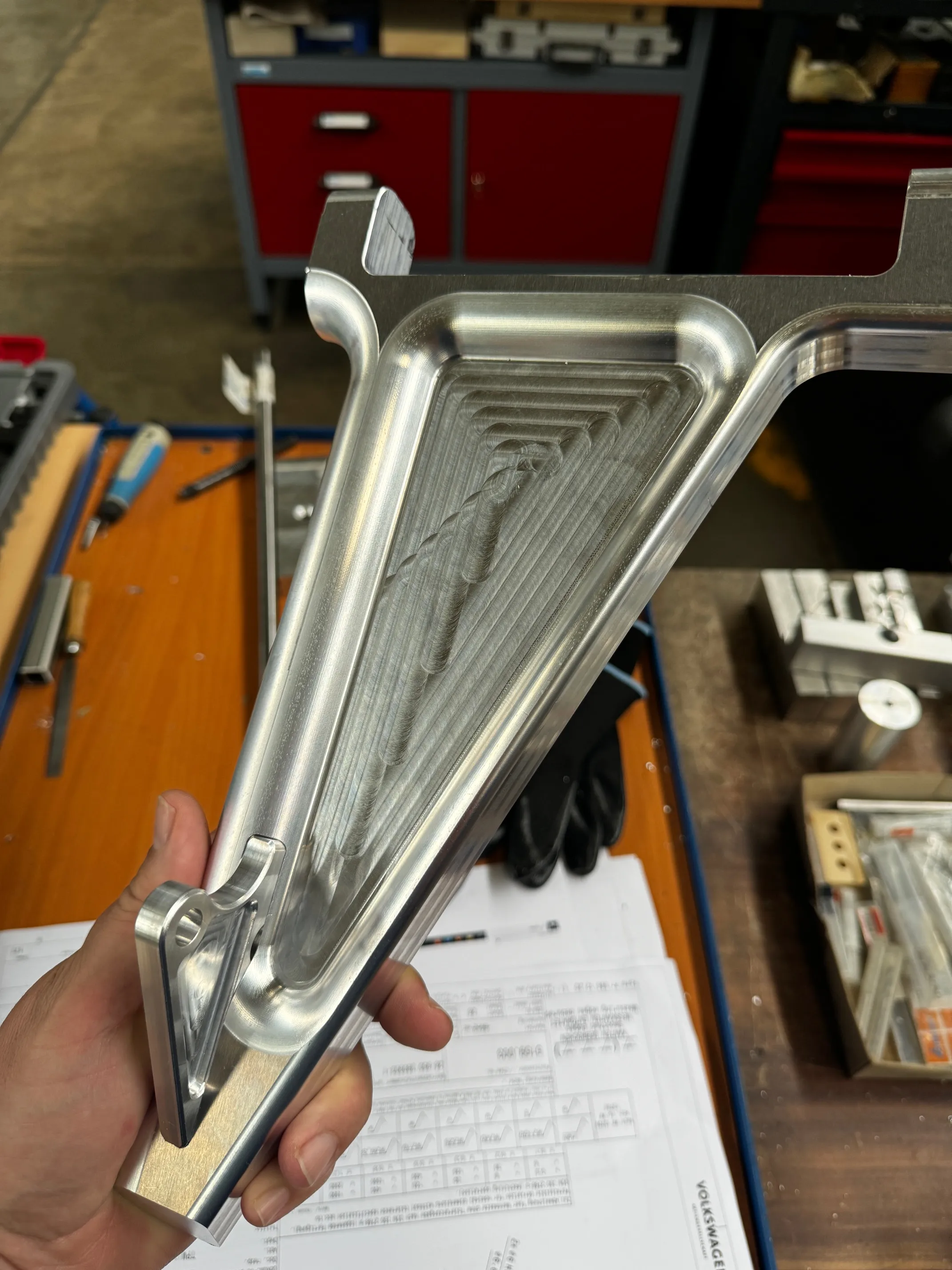 Project Piaggio P180 – Custom Airframe & CNC Gear — landing gear 9