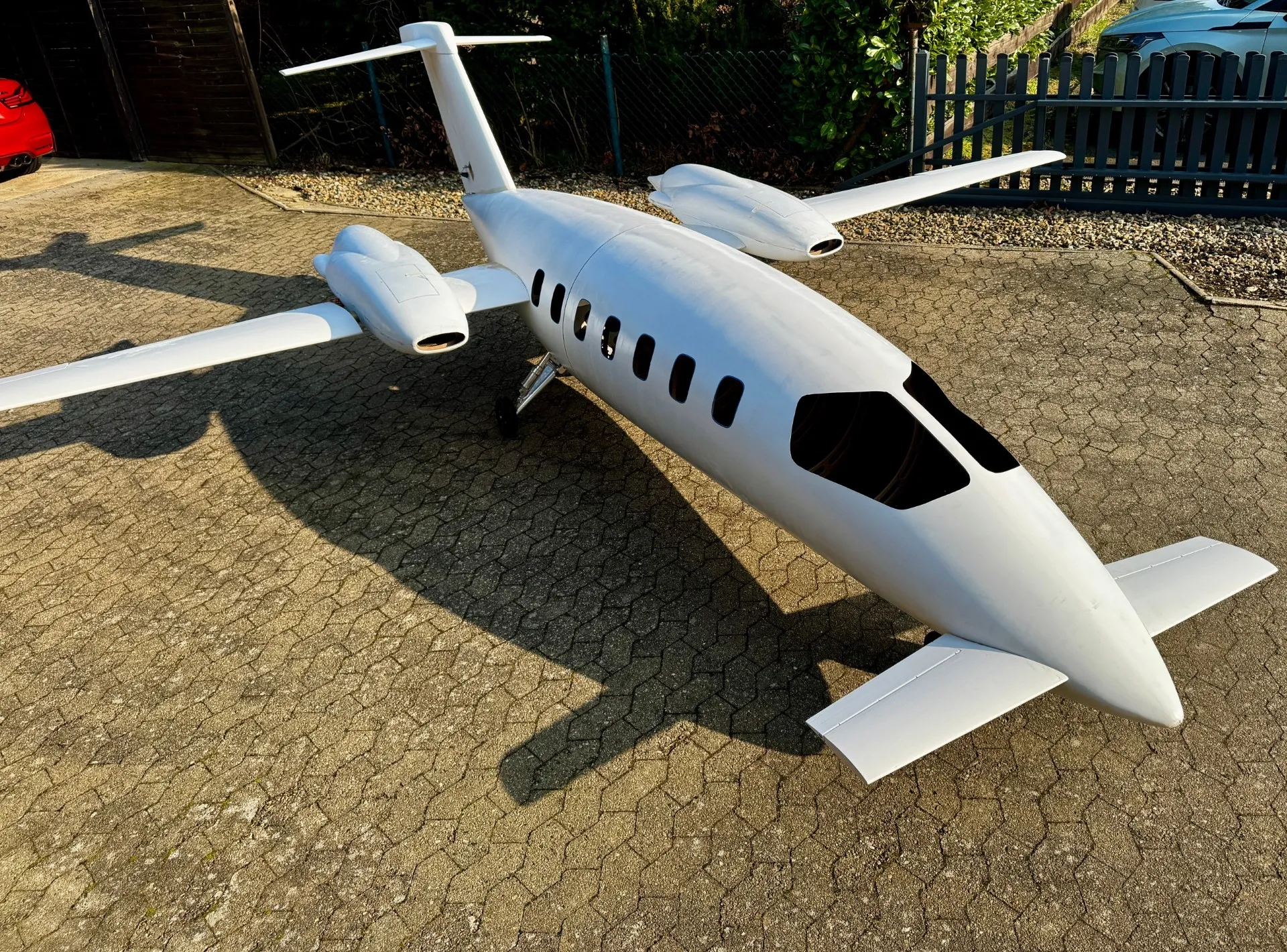 Project Piaggio P180 – Custom Airframe & CNC Gear — aircraft model 1