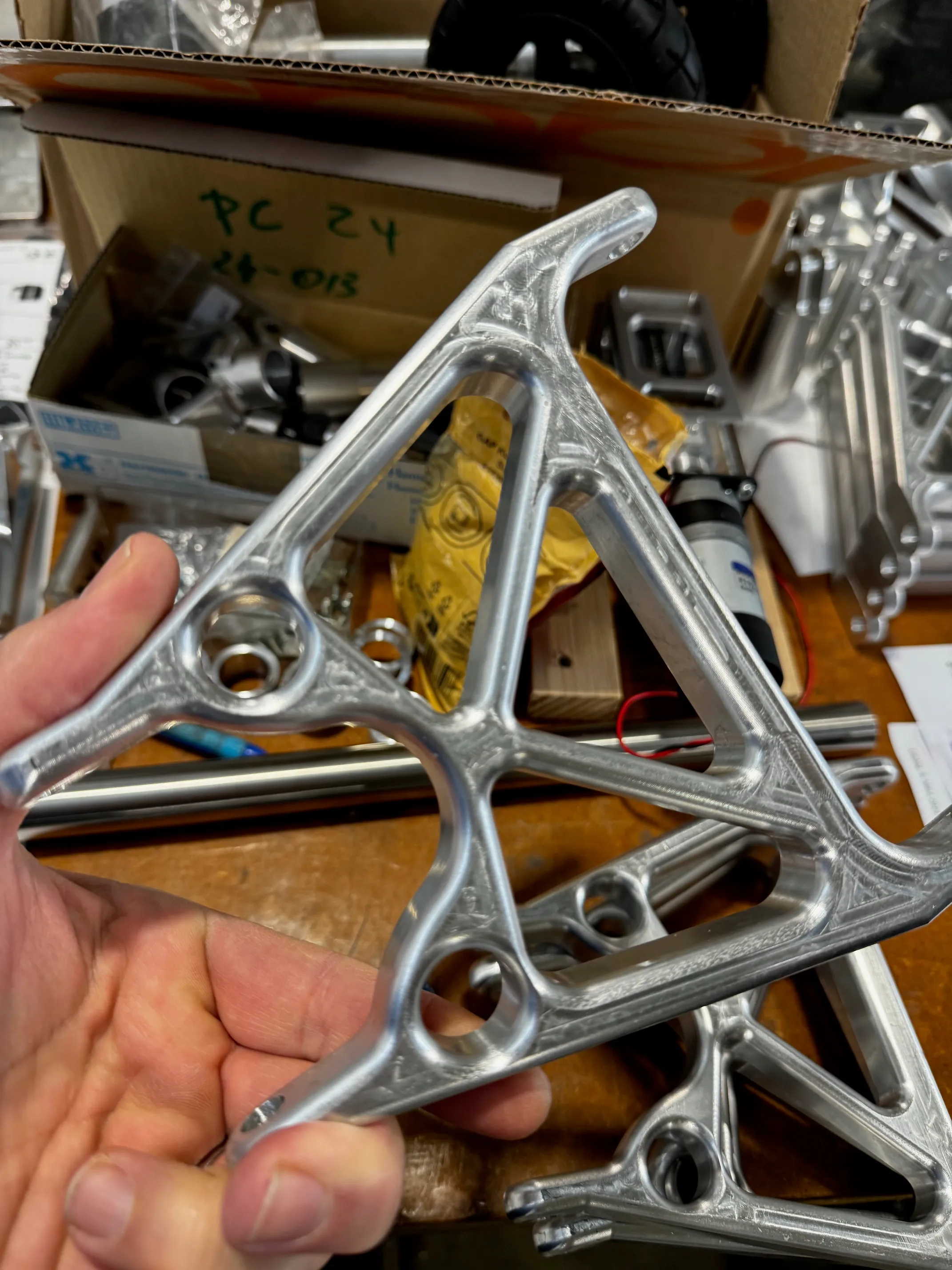 Project C-17 – Heavy Transport Systems & Gear — landing gear 4